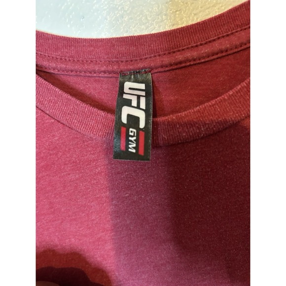 UFC Gym Men's XL T-Shirt Maroon Heather Short Sleeve Training Workout MMA - Picture 2 of 4